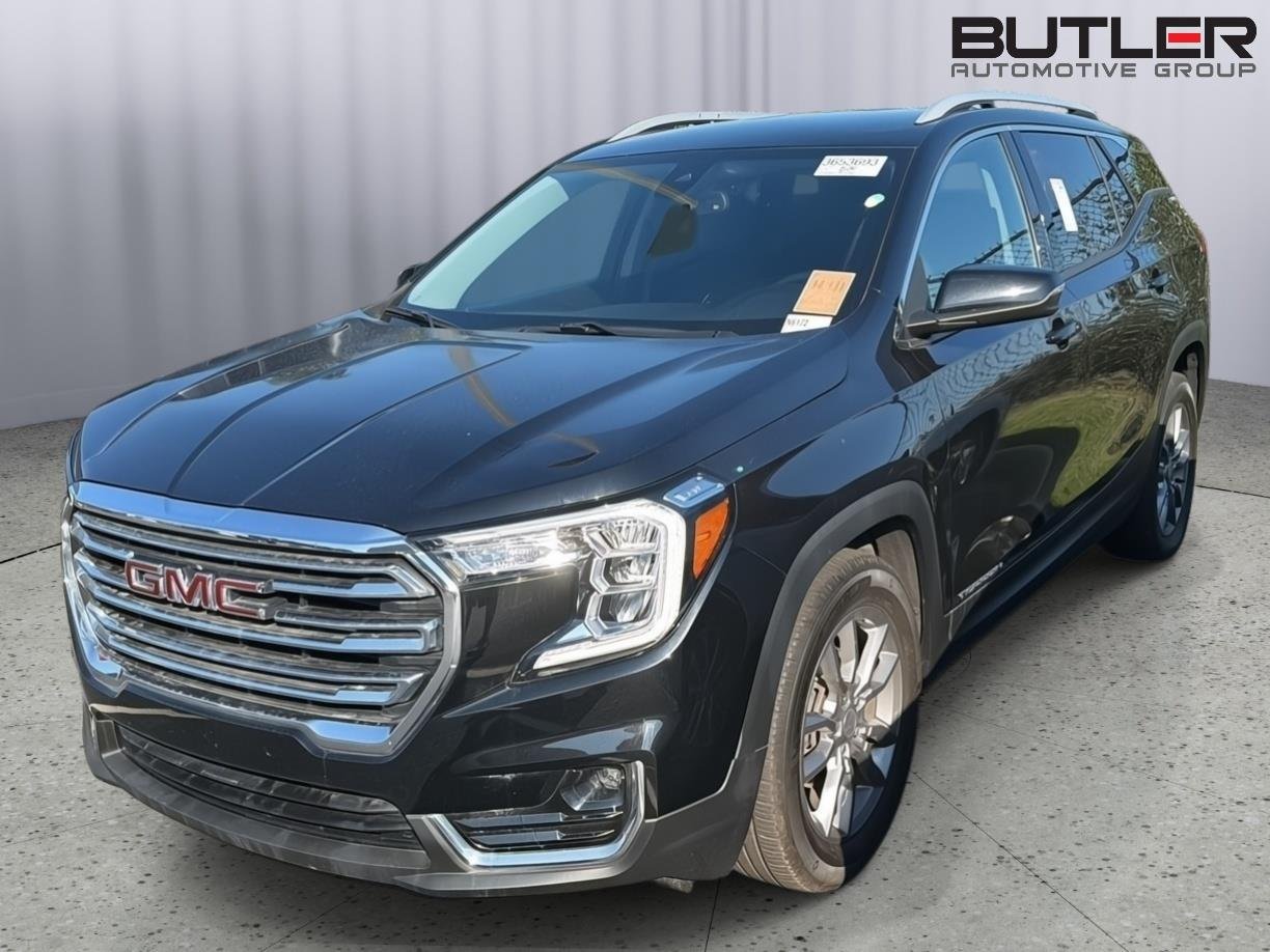 Used 2022 Ebony Twilight Metallic GMC SLT image 2