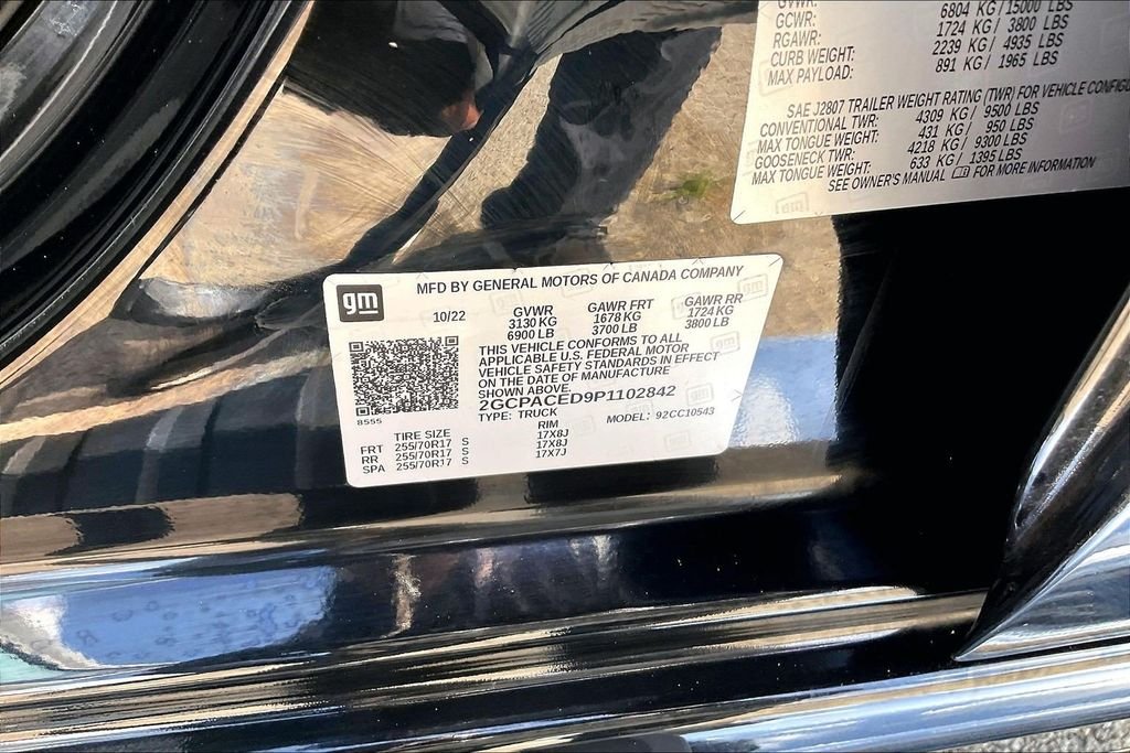 Used 2023 Black Chevrolet LT image 16