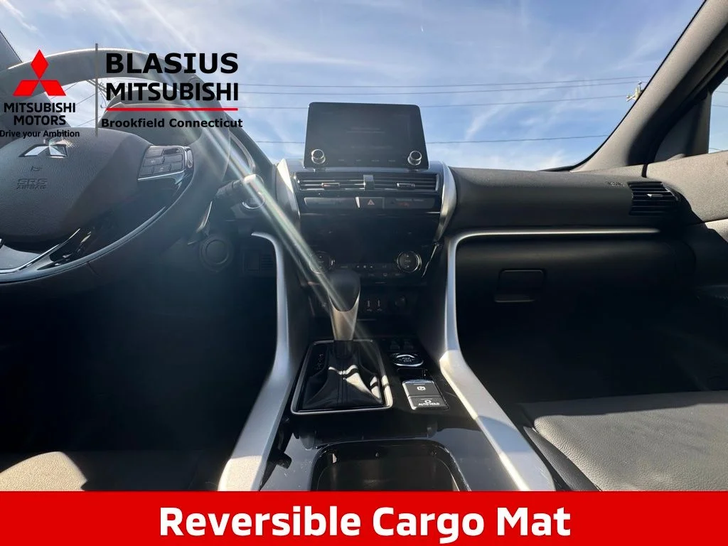 New 2025 Black Mitsubishi SEL image 17