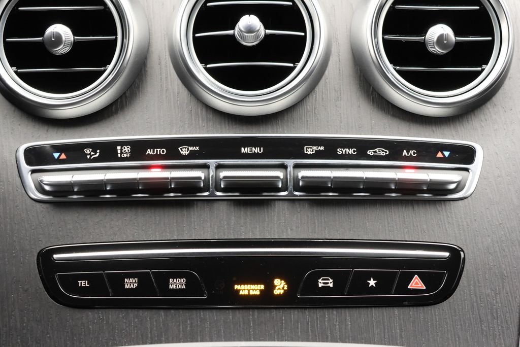 Certified Used 2022 Polar White Mercedes-Benz GLC 43 AMG® image 26