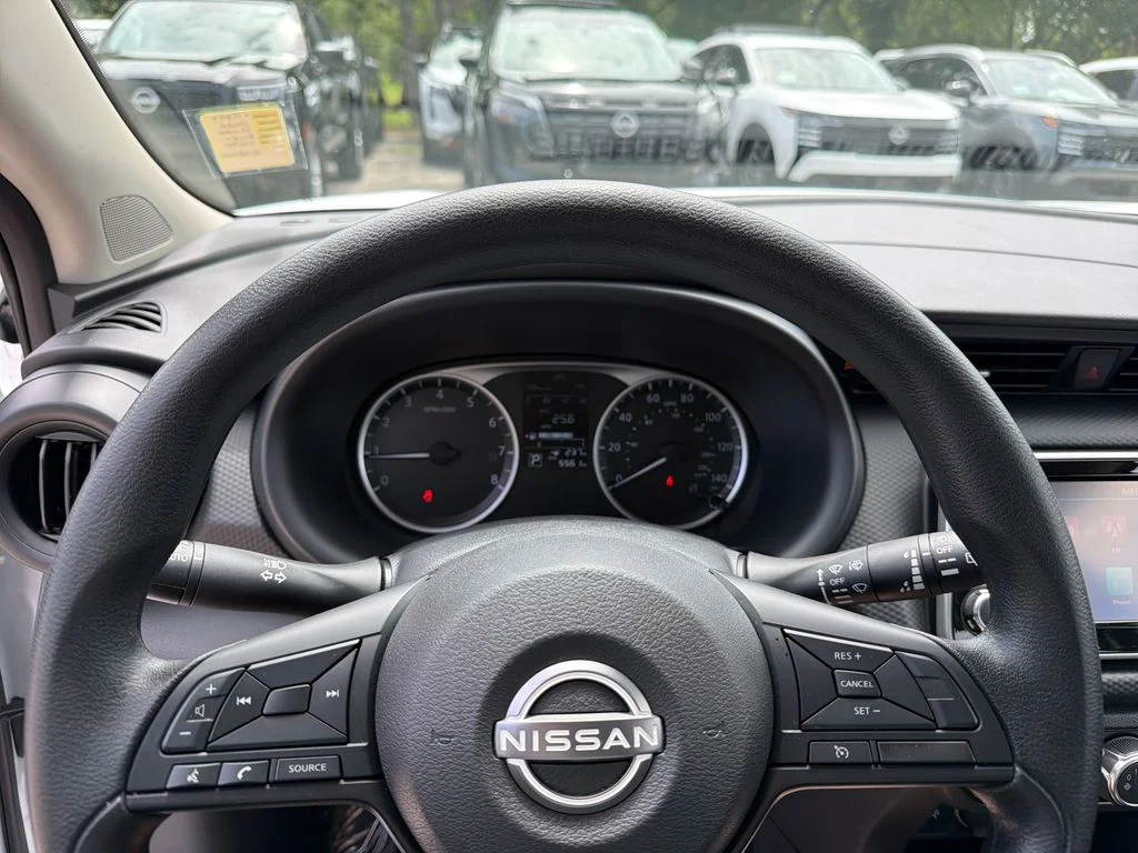 Certified Used 2025 White Nissan S image 18
