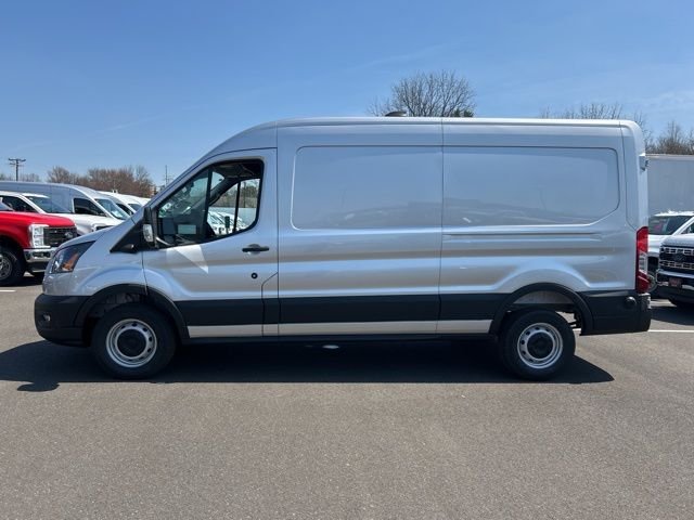 New 2026 Silver Ford Base image 4