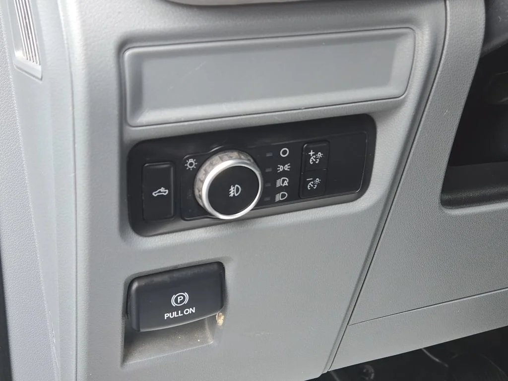 Used 2023 Black Ford XLT image 29