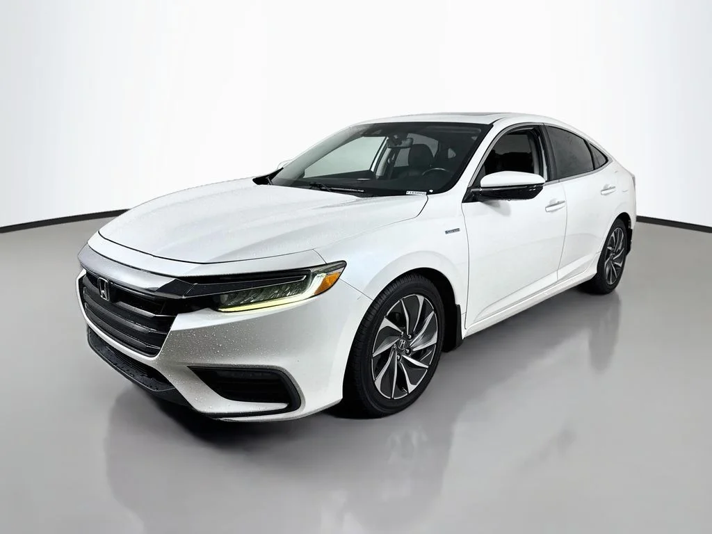 Used 2019 White Orchid Pearl Honda Touring image 9