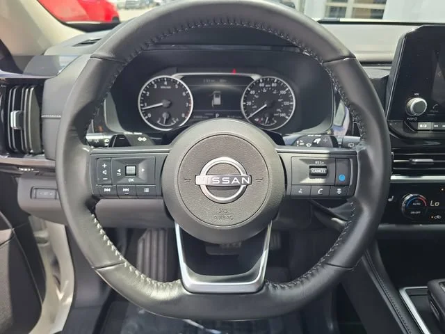 Certified Used 2025 Glacier White Nissan SV image 27