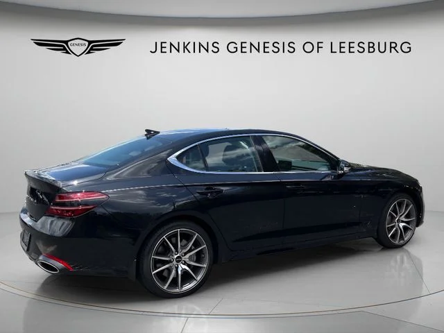 Used 2026 Black Genesis 2.5T image 5