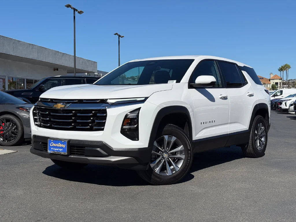 Used 2026 Summit White Chevrolet LT image 2