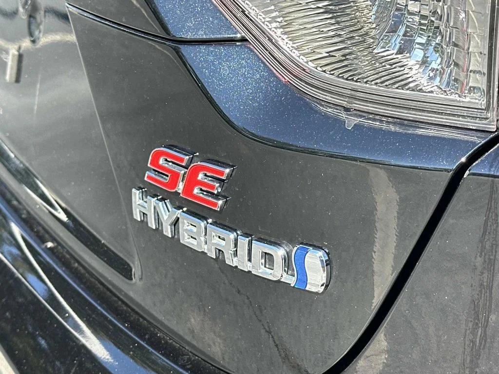 Certified Used 2024  Toyota SE image 10