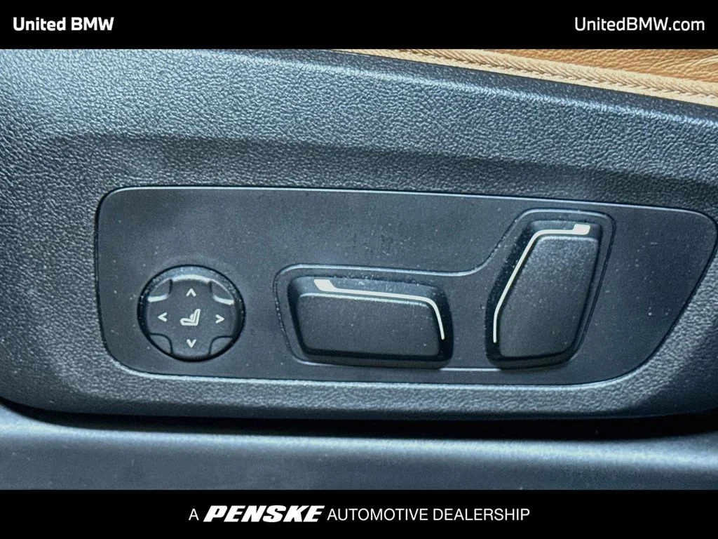 Used 2024 Phytonic Blue Metallic BMW M40i image 4