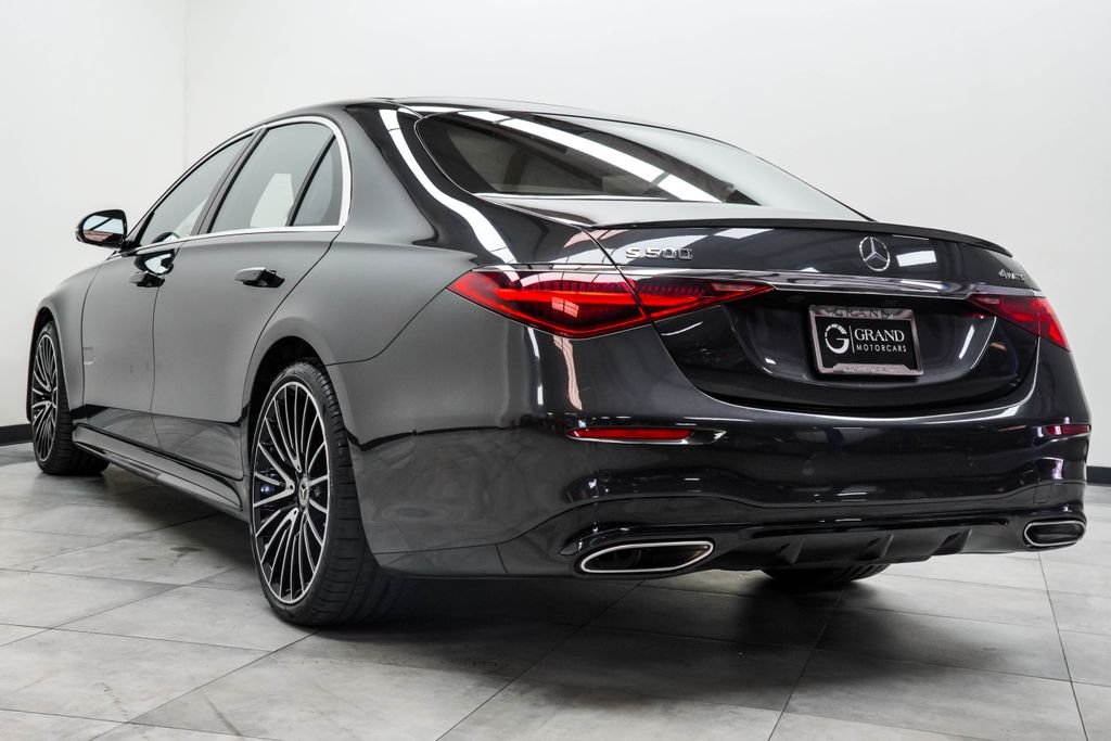 Used 2022 Gray Mercedes-Benz S 500 image 11