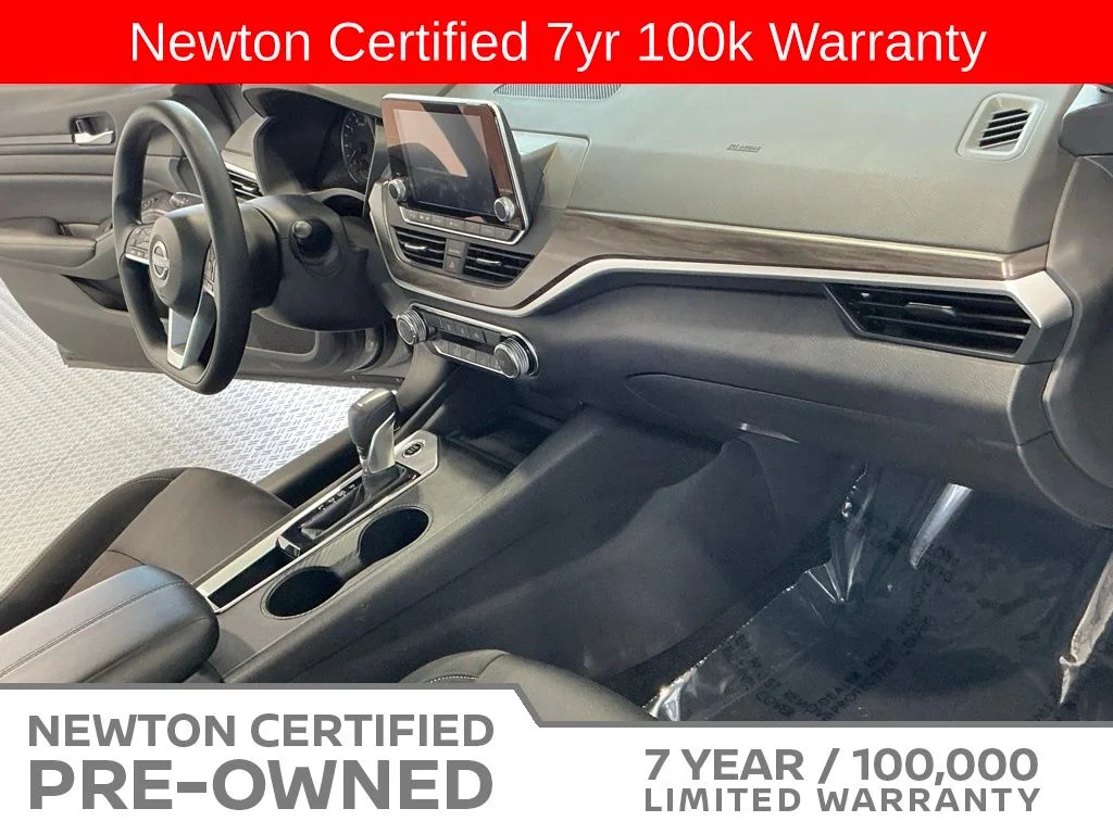Certified Used 2025 Gun Metallic Nissan 2.5 SV image 14