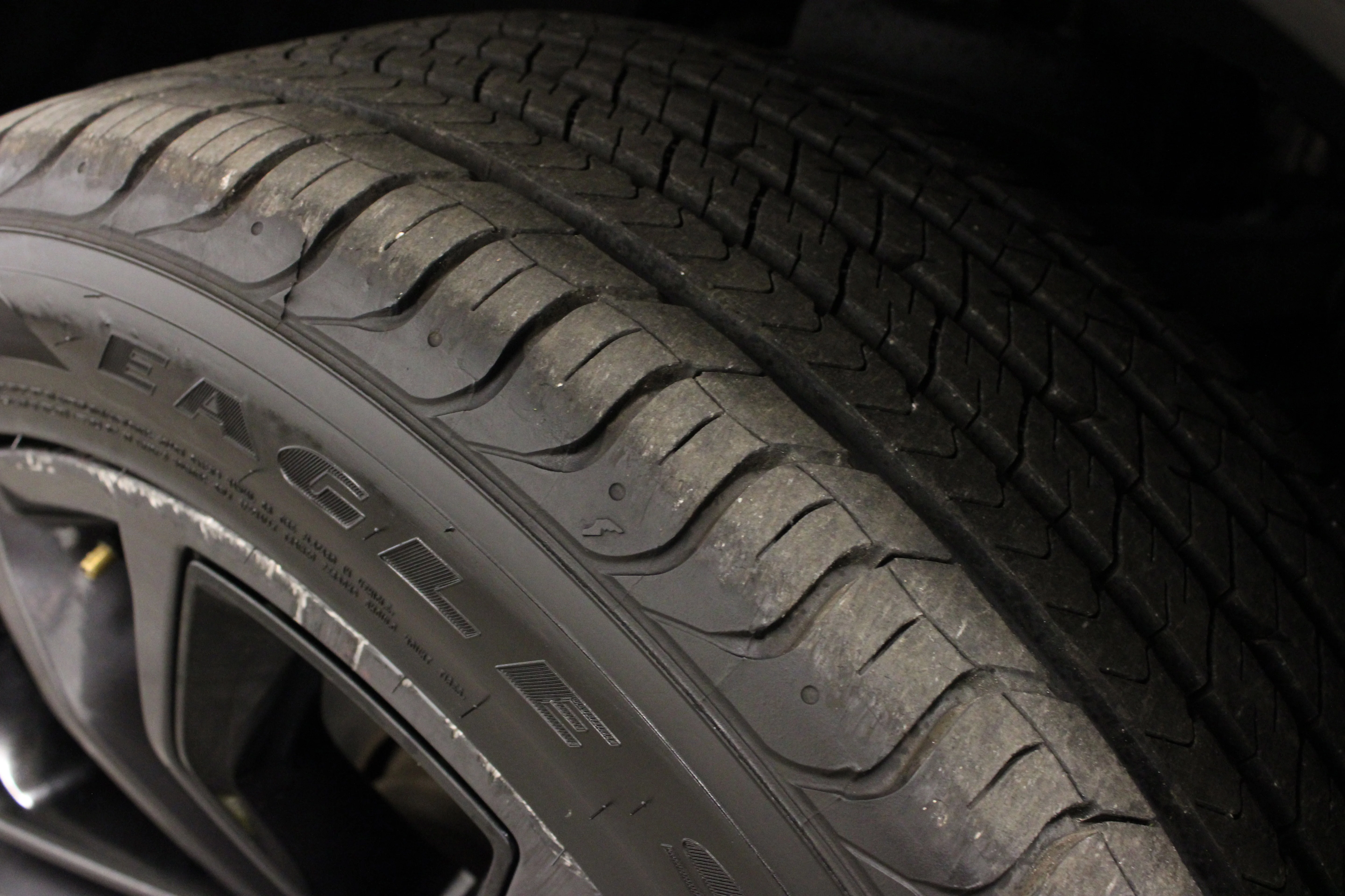Used 2023 Diamond Black Crystal Pearlcoat Jeep Series II image 12