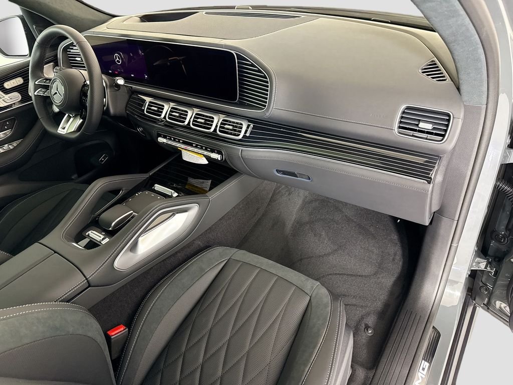 New 2026 MANUFAKTUR Silicon Grey Mercedes-Benz GLS 63 AMG® image 19