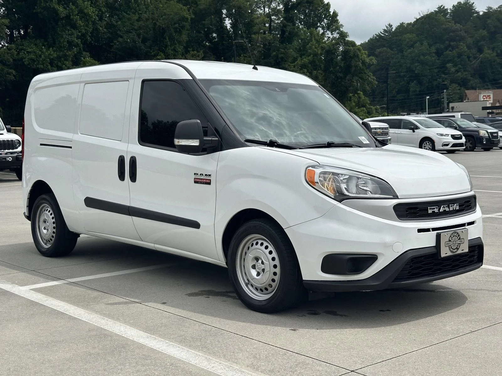 Used 2022 Bright White Ram Tradesman image 1