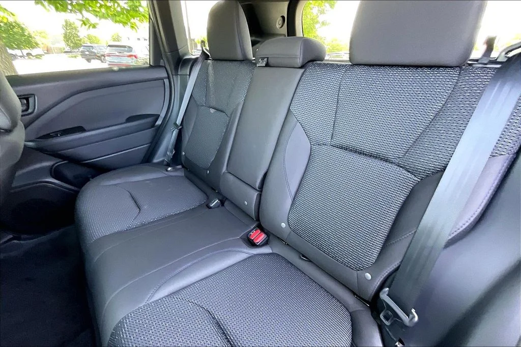 New 2026 RIVER ROCK PEARL Subaru Premium image 13