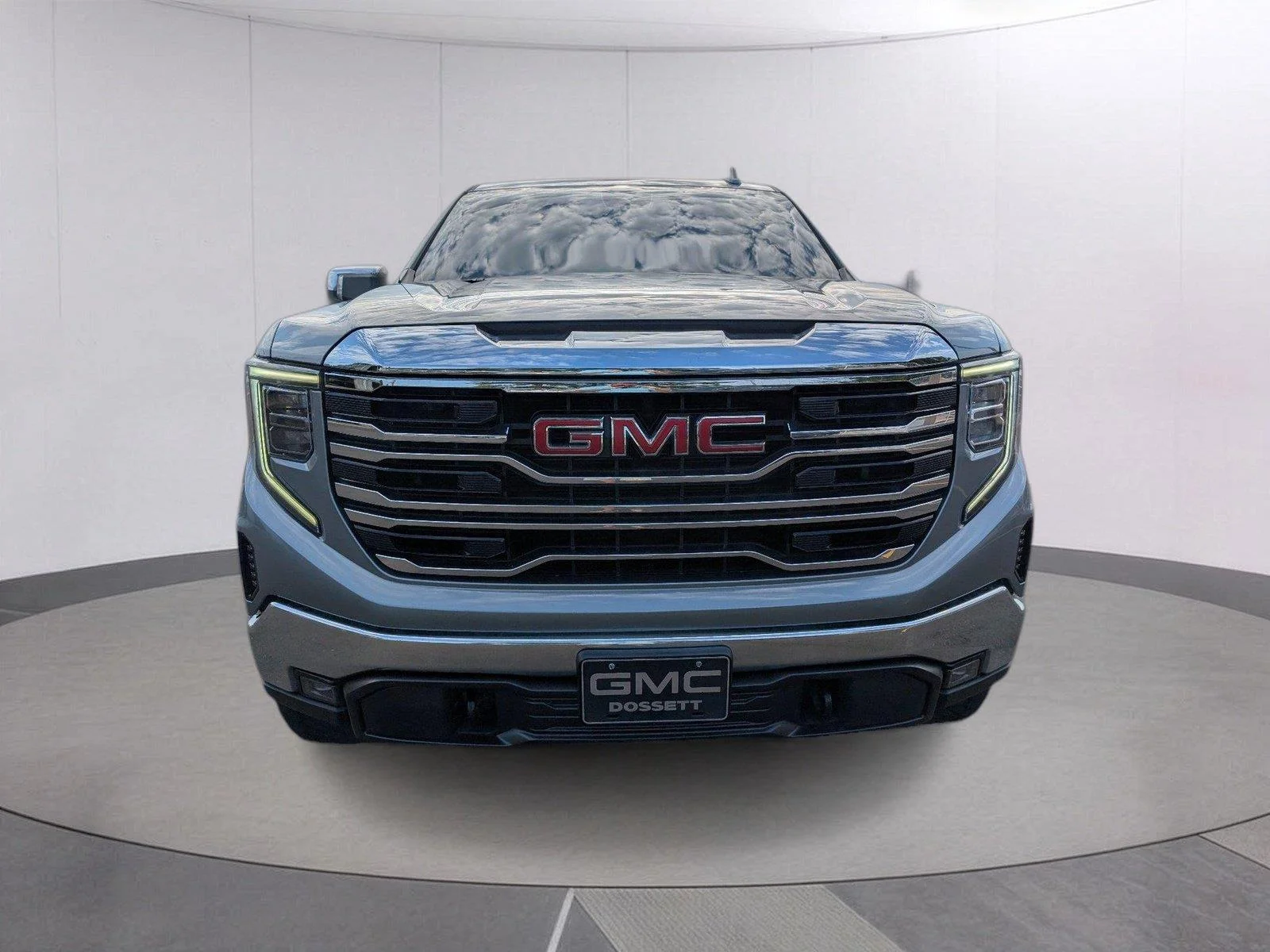 Used 2023 STERLING METALLIC GMC SLT image 10