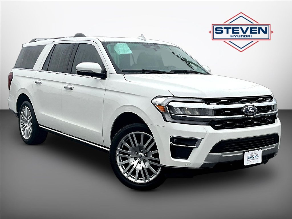 Used 2024 White Ford Limited image 1