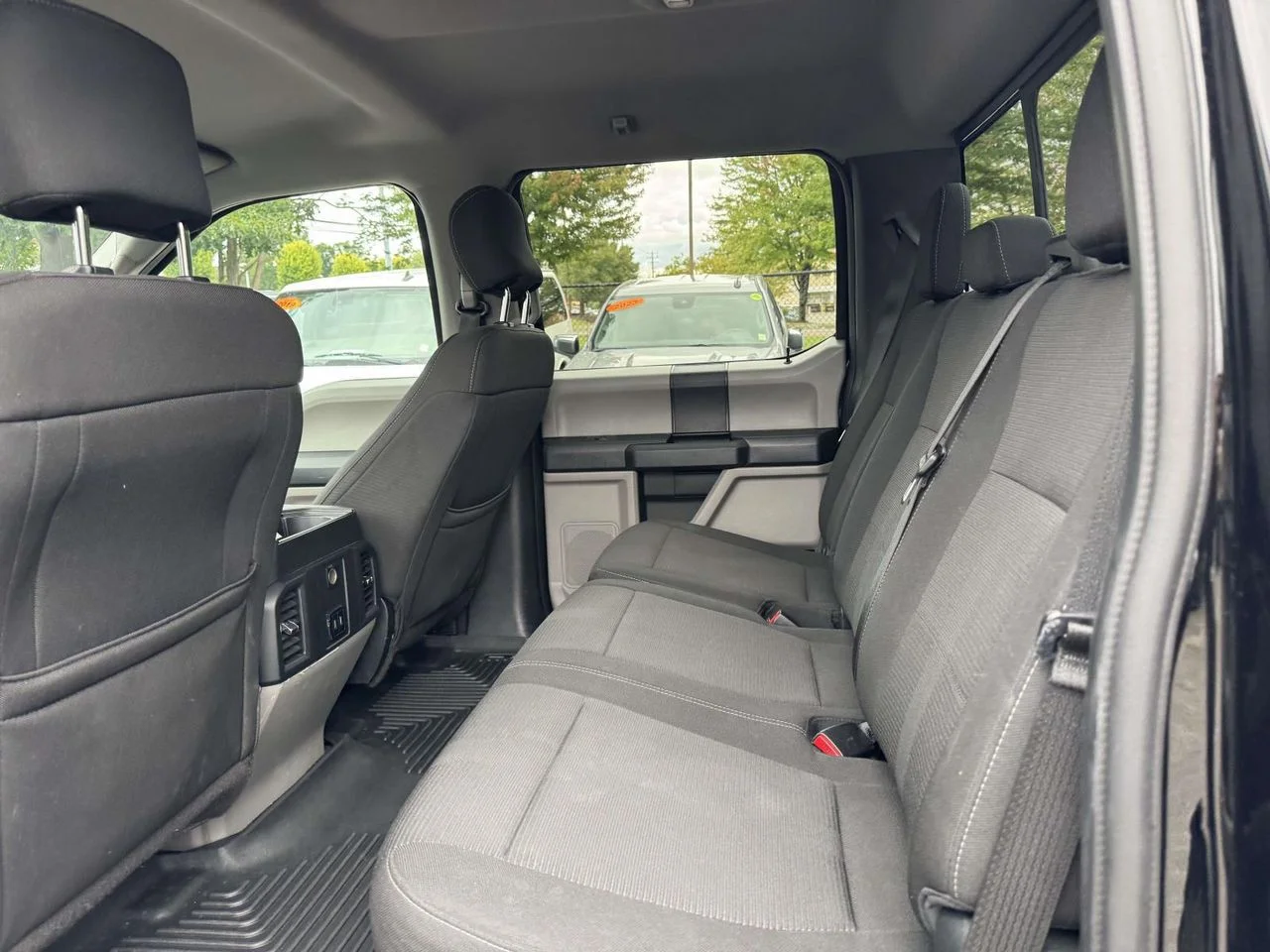 Used 2017 Shadow Black Ford XL image 14
