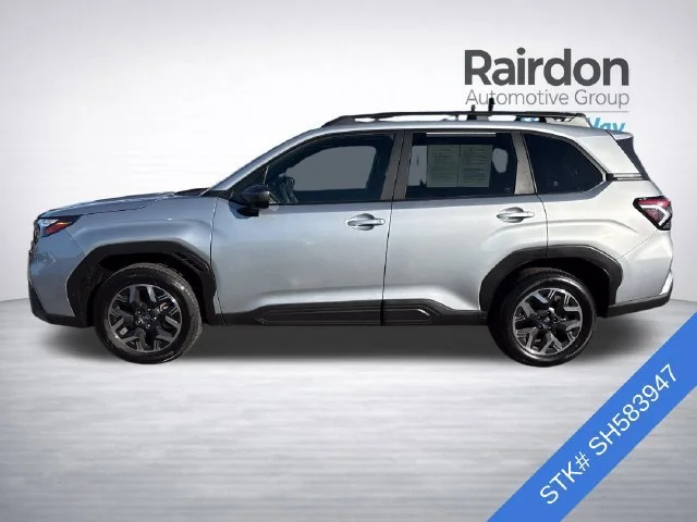 Used 2025 Ice Silver Metallic Subaru Premium image 4