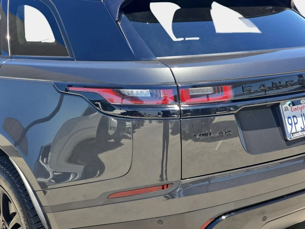 Used 2020 Gray Land Rover S image 38