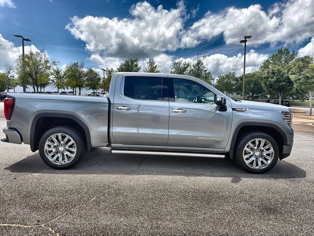 2026 GMC Sierra 1500 Denali - Photo 9