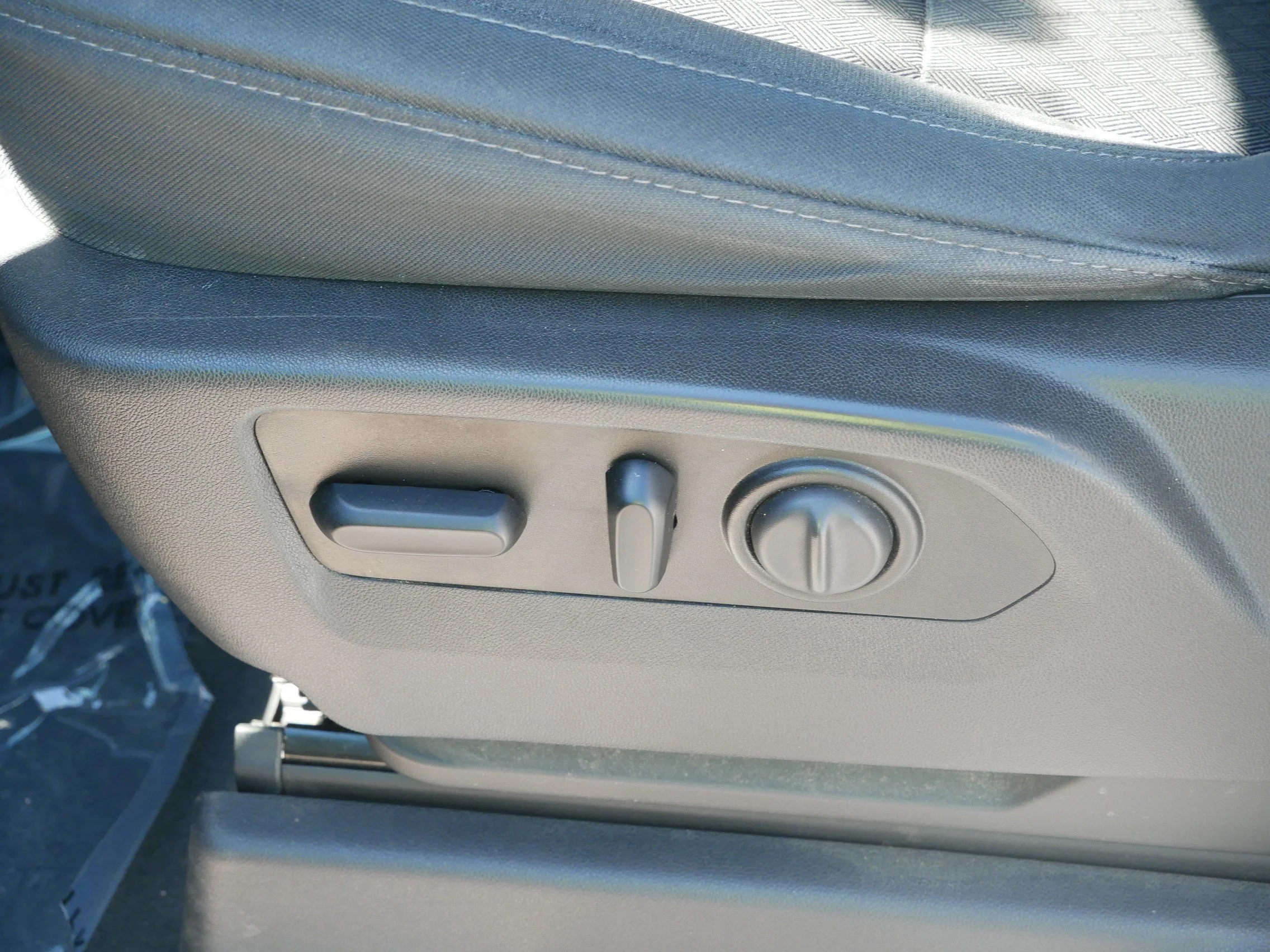 Used 2019 Summit White Chevrolet LT image 20