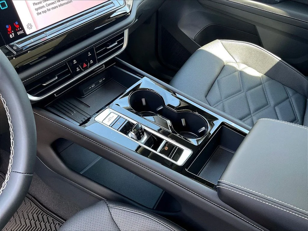 New 2026 Black Volkswagen SE w/Technology image 24