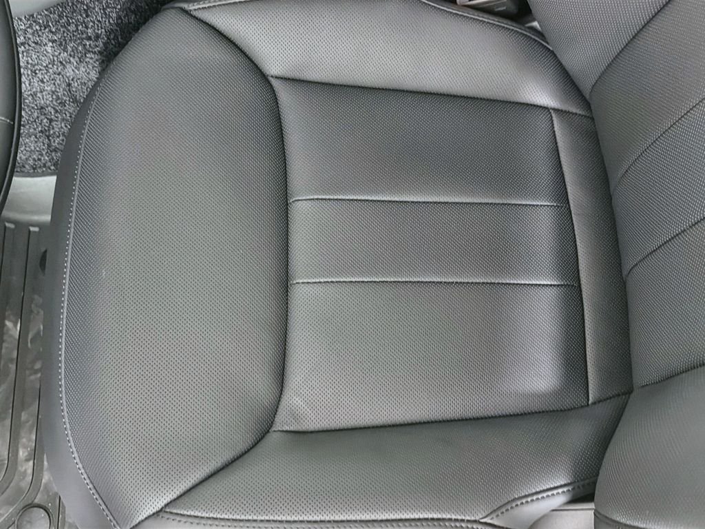 New 2026 Carpathian Grey Land Rover SE 7 Seats image 20