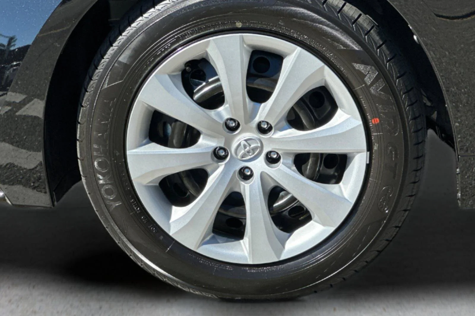 New 2027 Inked Toyota LE image 31