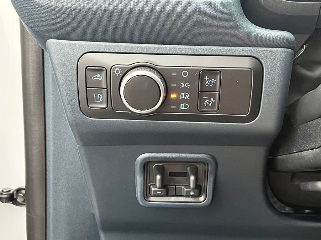 New 2026 White Ford Lariat image 26
