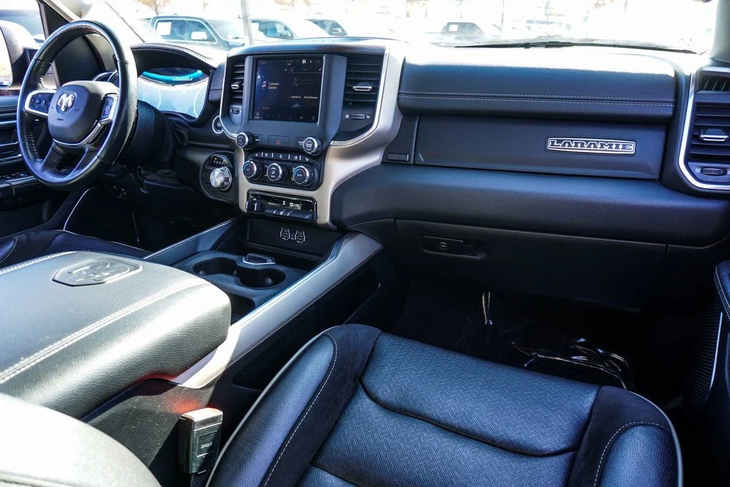 Used 2022 Black Ram Laramie image 12