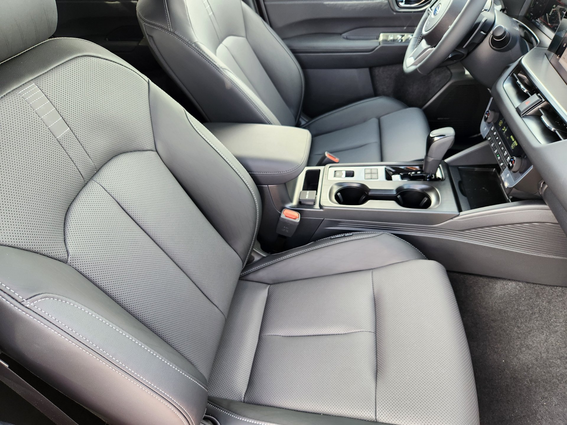 New 2026 MAGNETITE GRAY METALLIC Subaru Touring XT image 10