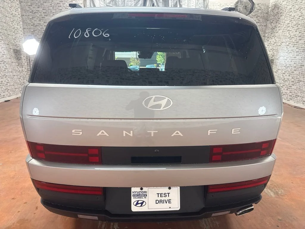 New 2027 Shimmering Silver Hyundai SEL image 6