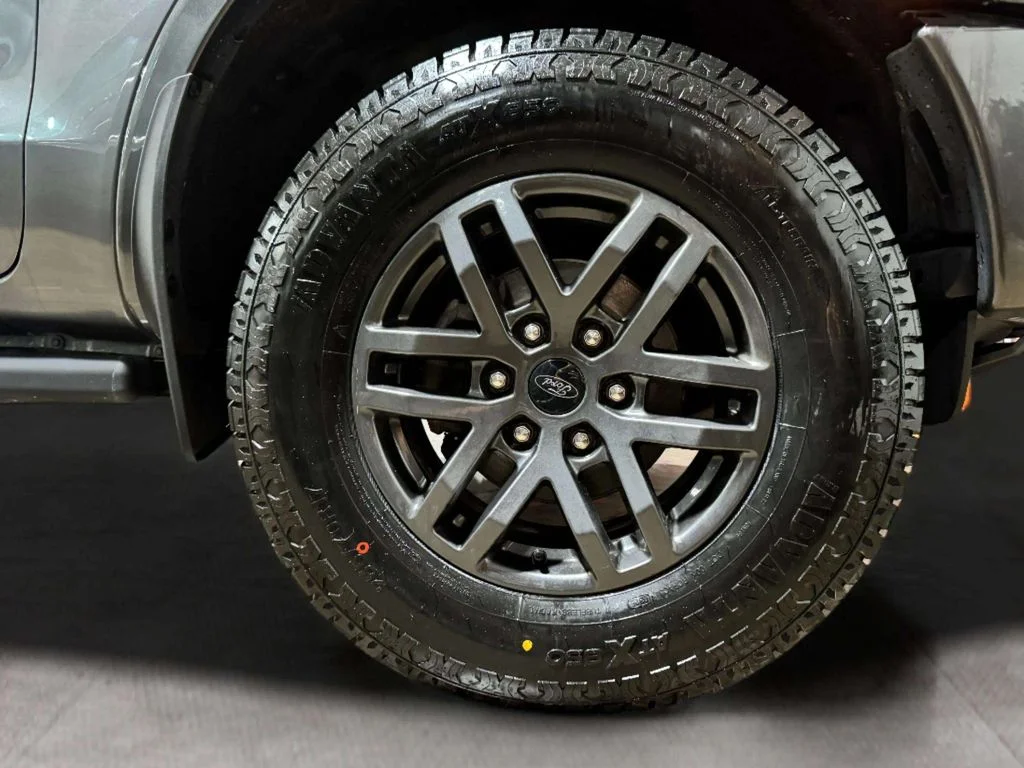Used 2022 Carbonized Gray Metallic Ford XLT image 29