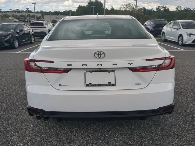 New 2026 Ice Cap Toyota SE image 5