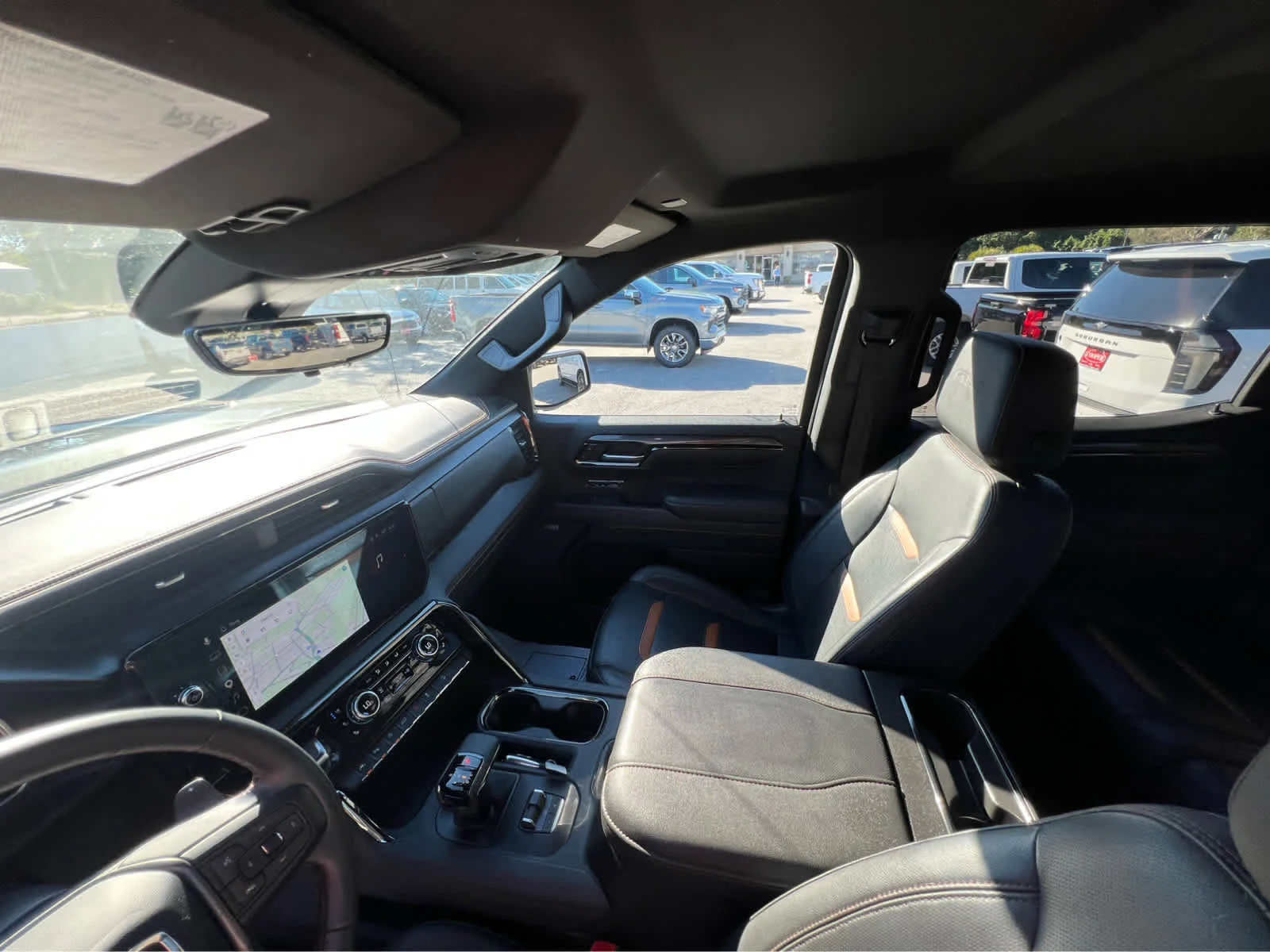 Used 2023 TITANIUM RUSH METALLIC GMC AT4 image 11