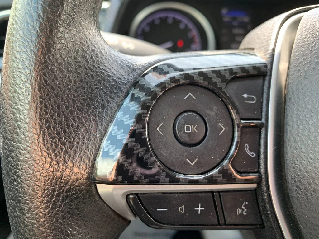Used 2022 Silver Toyota LE image 26