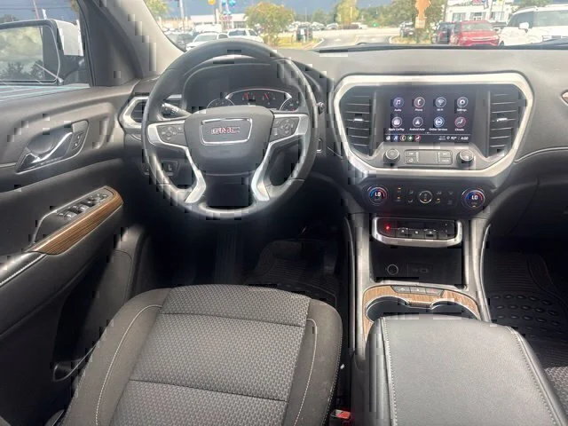 Used 2023 White GMC SLE image 20