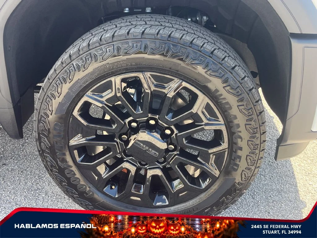 New 2026 Glacier White Tricoat GMC Denali image 21