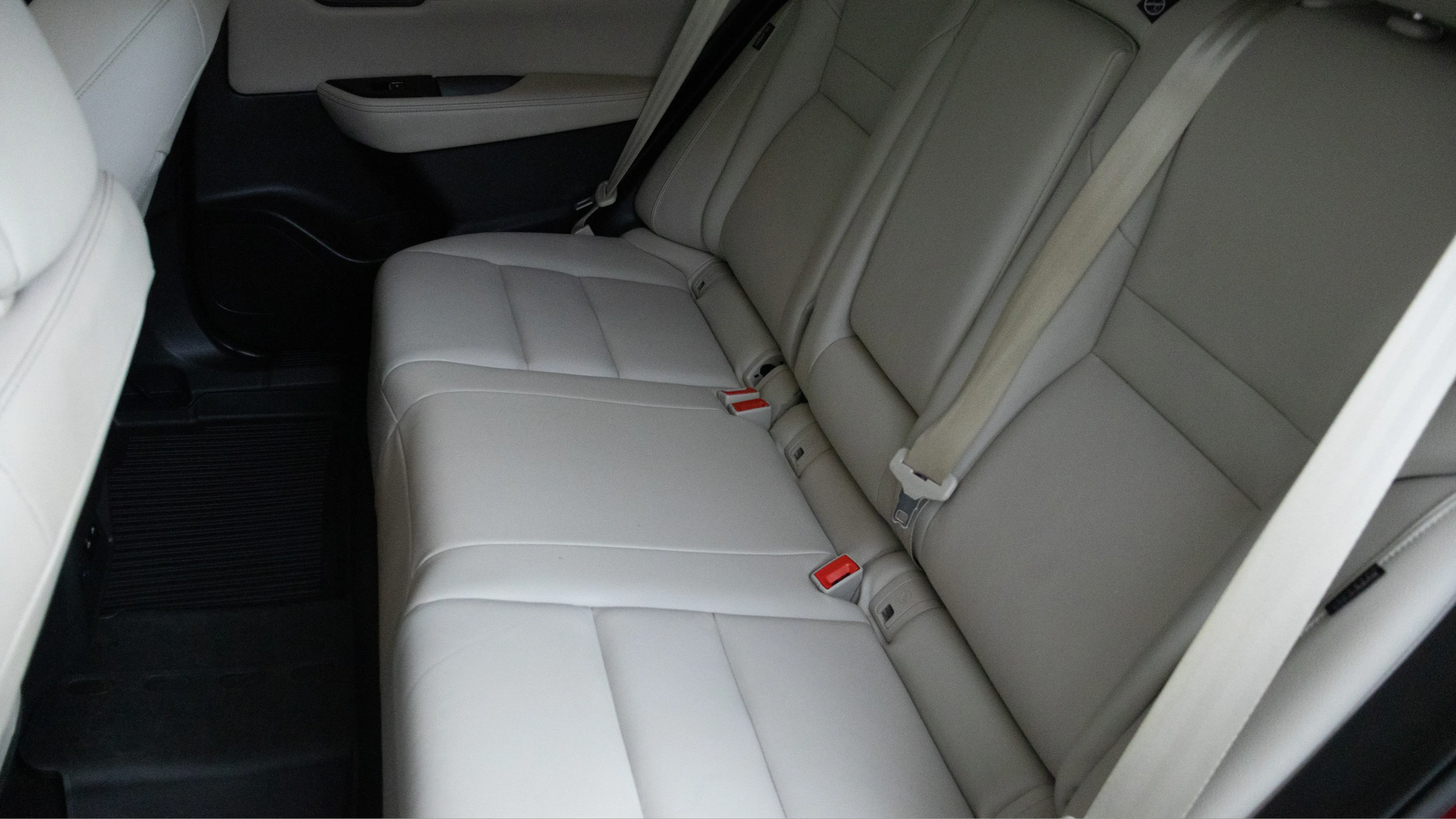Used 2025 Scarlet Ember Tintcoat Nissan SL image 25