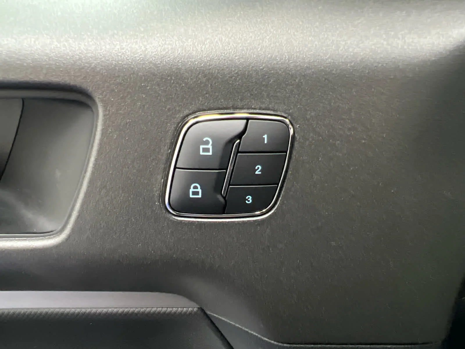New 2026 Carbonized Gray Metallic Ford Badlands image 17