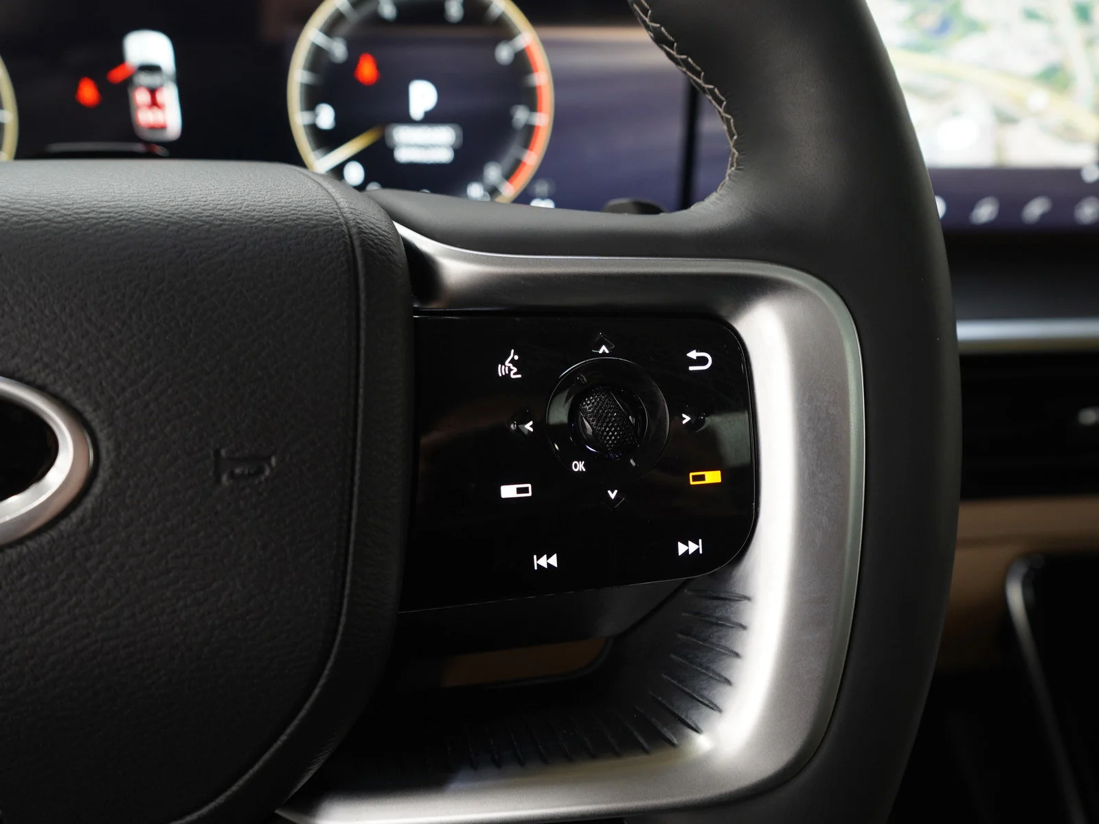2025 INFINITI QX80 Luxe 4WD - Photo 31