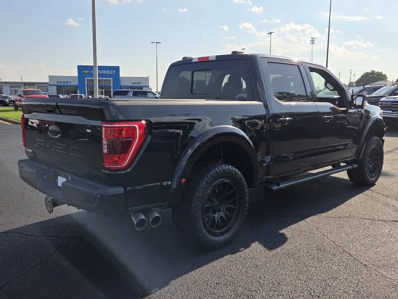 Used 2023 Black Metallic FORD XLT image 17