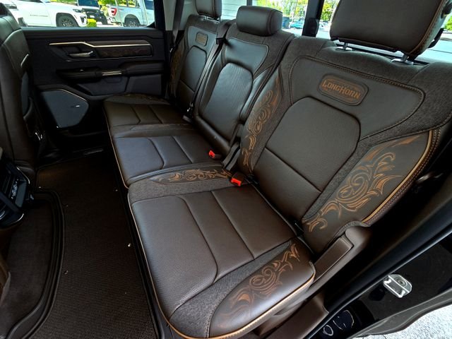 New 2026 Diamond Black Crystal Pearl-Coat Exterior Paint RAM Limited image 32