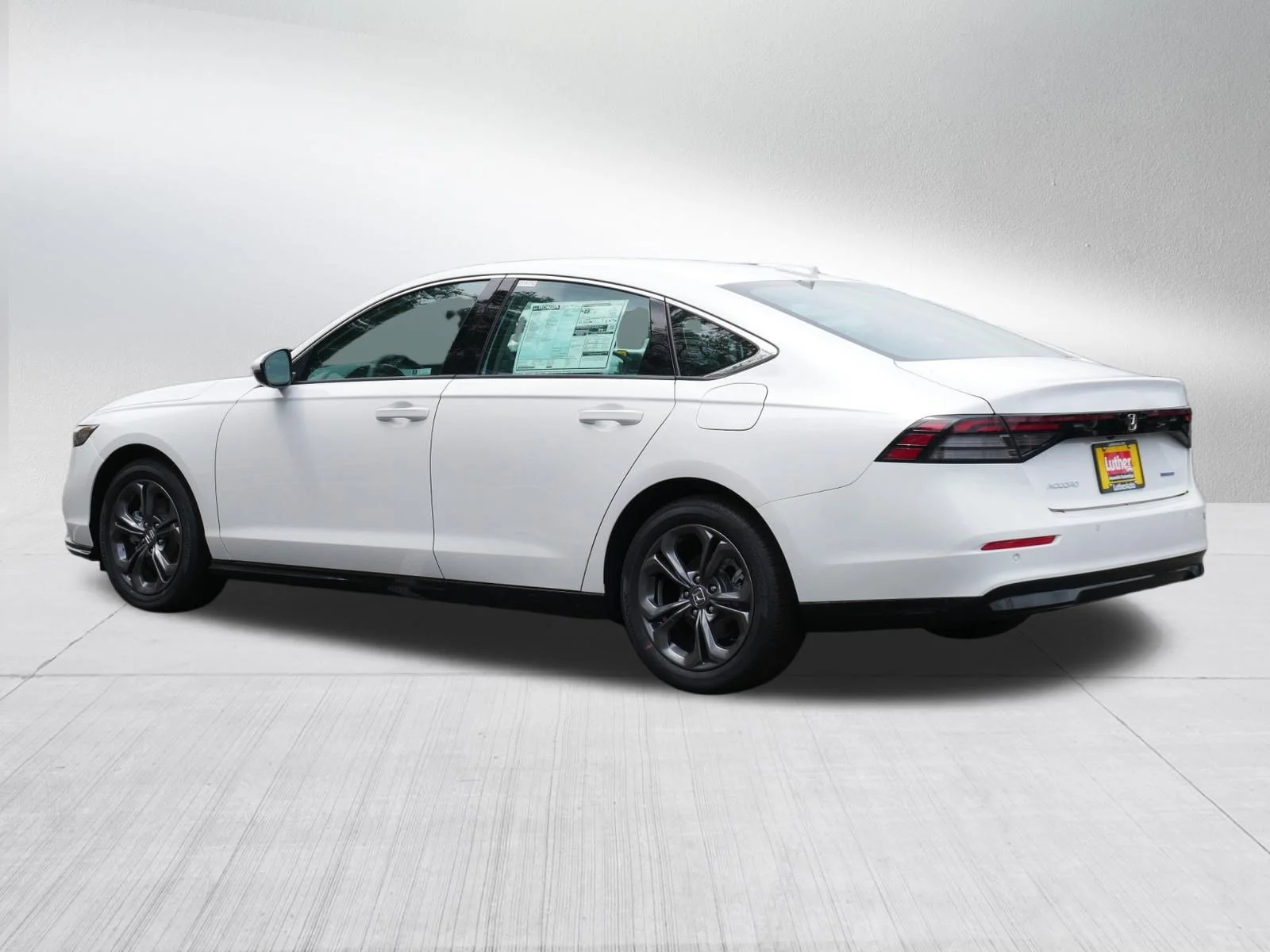 New 2026 Platinum White Pearl Honda EX-L image 5