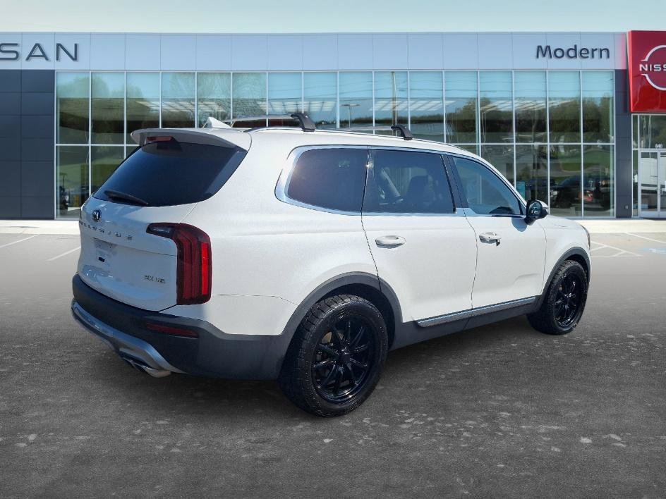Used 2020 Snow White Pearl Kia EX image 5