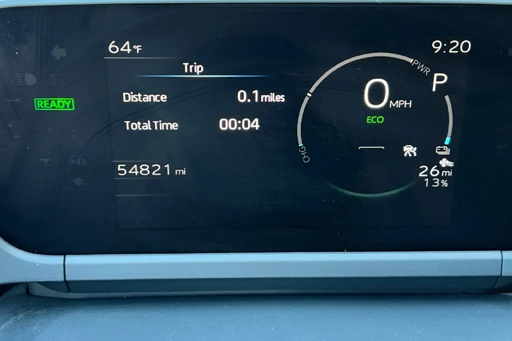 Certified Used 2023 Silver Toyota XLE image 27