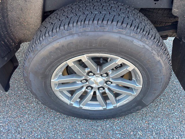 Used 2023 Sterling Gray Metallic Chevrolet 4WD LT image 11