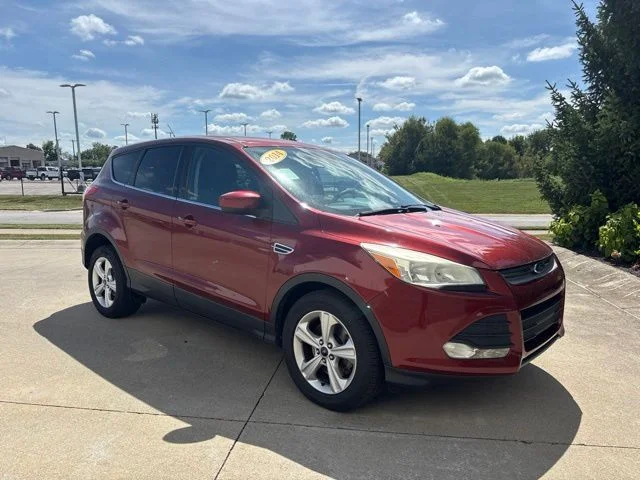 Used 2014 Red Ford SE image 32