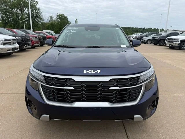 Used 2026 Blue Kia LX image 8